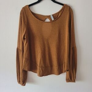 Free People Long Sleeve Top With‎ Open Key Hole Back Small Brown